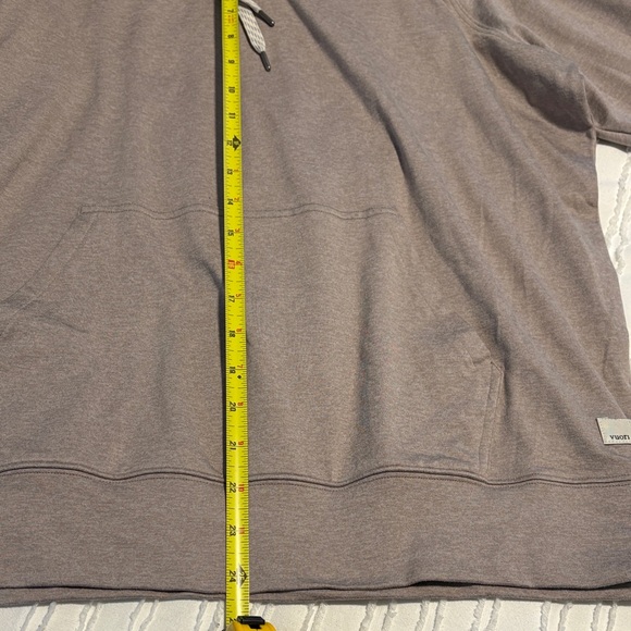 Vuori Women’s Halo Oversized Hoodie - Picture 9 of 9